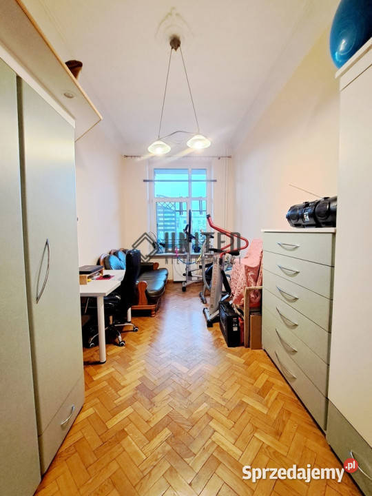 3 PokojeCO miejskieDuża LoggiaBalkon