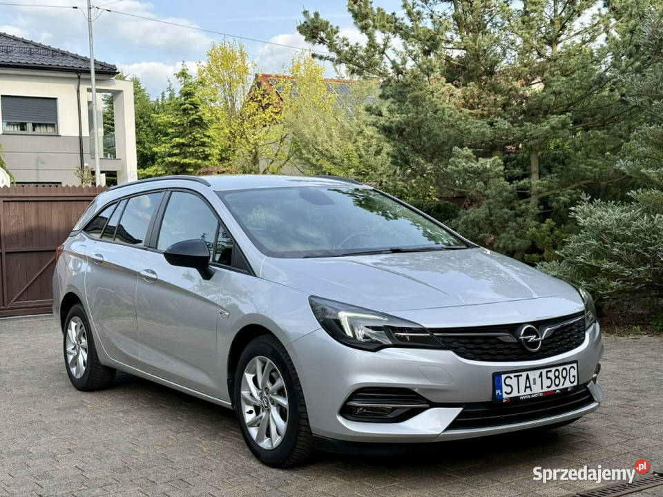 Opel Astra 14 145 Faktura VAT 23 K 20152021 śląskie Tarnowskie Góry
