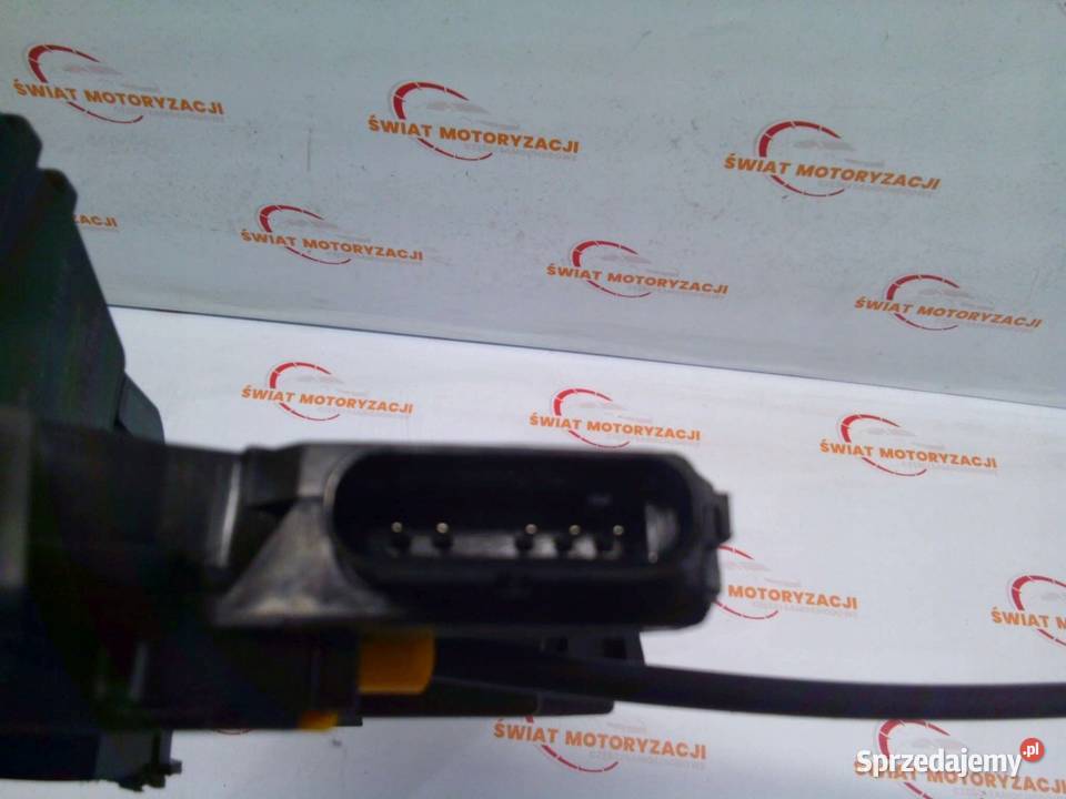 JEEP AVENGER 25r zamek drzwi prawy tył osobowe Kielce