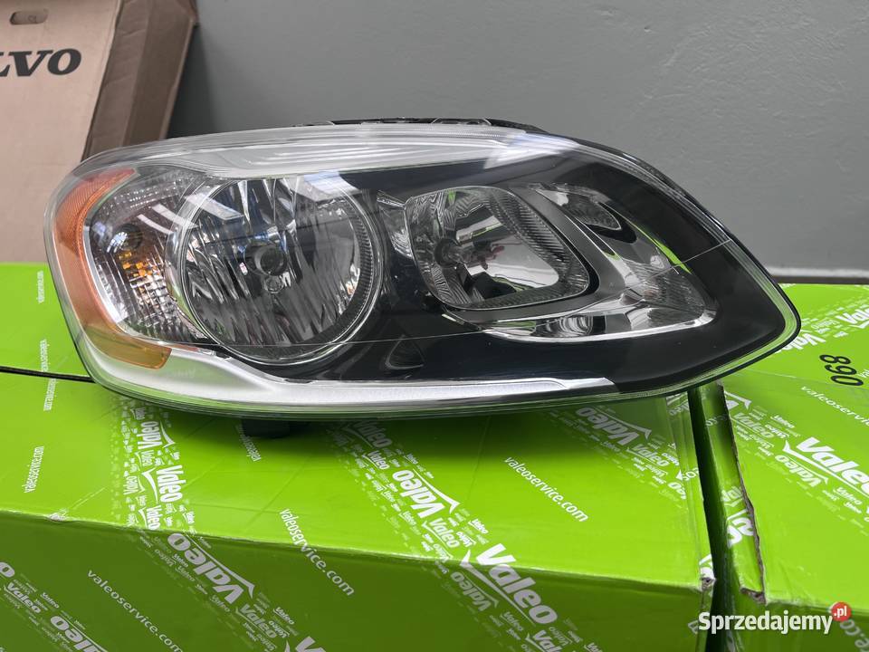 Reflektor lewy prawy Volvo XC60 halogen 2013 USA osobowe Lampy przednie