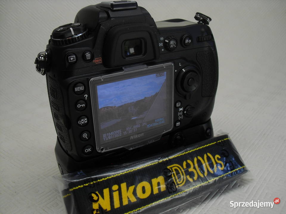 Aparat NIKON D 300 s z niskim przebiegiem Bielawa