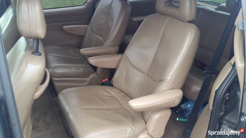 Chrysler Voyager 7 osobowy CD łódzkie Szczerców sprzedam