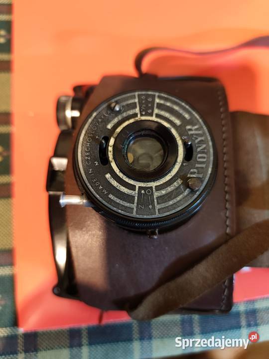Aparat fotograficzny PIONYR Bodzanów