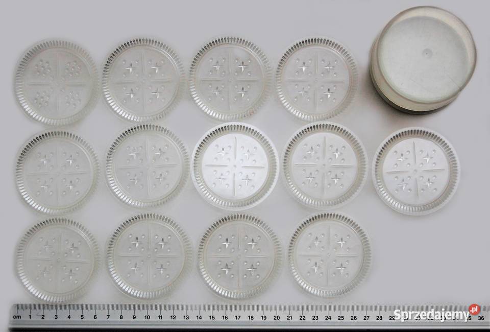 Talerzyki plastikowe w pudełku komplet PRL lubelskie Lublin