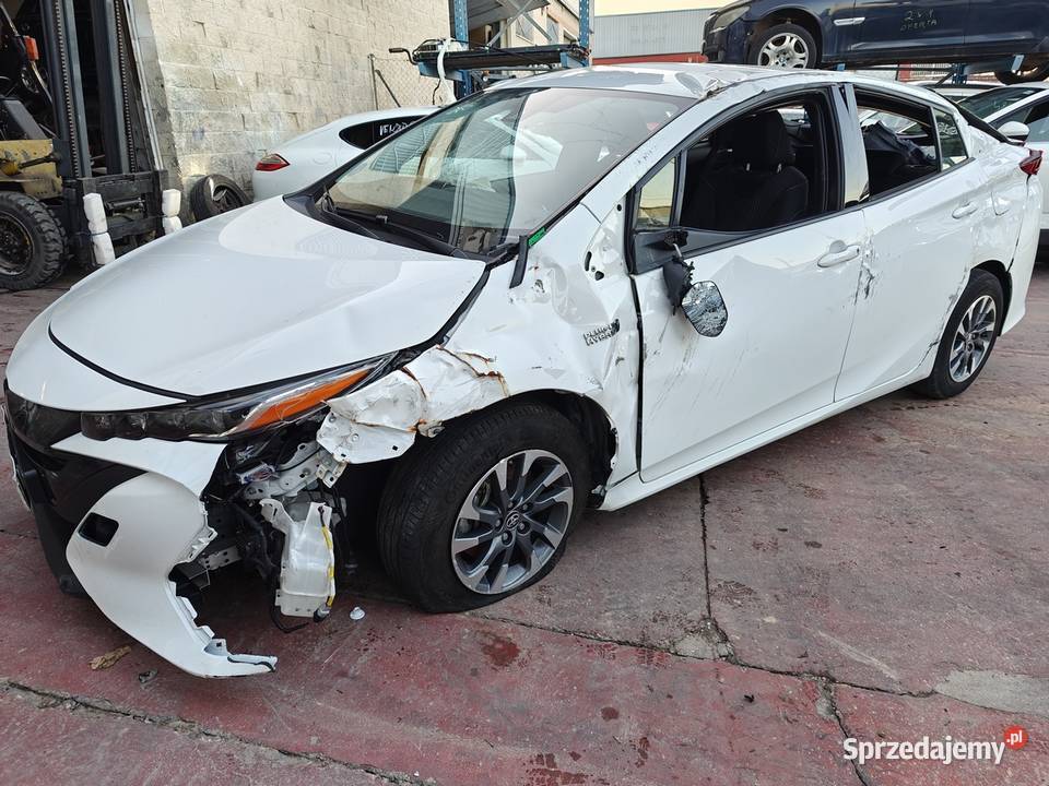 TOYOTA PRIUS Poddębice