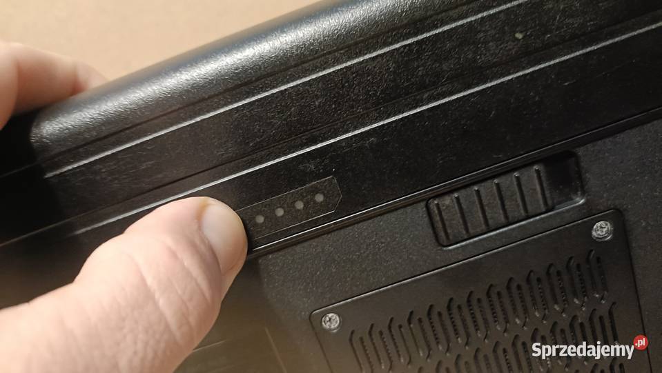 Laptop DELL Studio 15558066