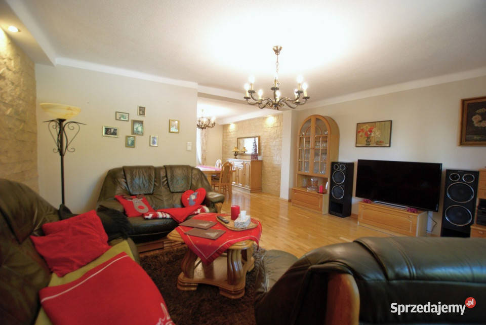 sprzedaży domu wolnostojącego 220m2 Kielce świętokrzyskie sprzedam
