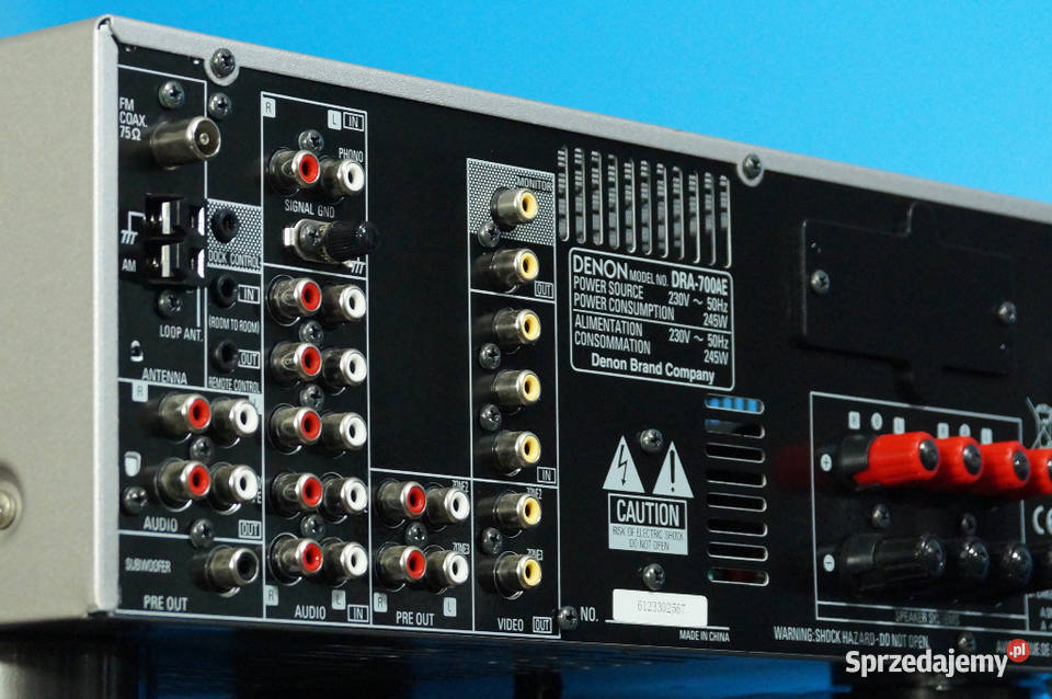 AMPLITUNER STEREO DENON DRA700AE Z PILOTEM