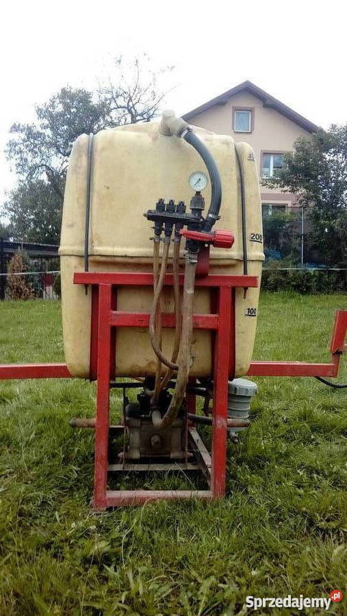 Opryskiwacz 300l stan małopolskie Sanka sprzedam