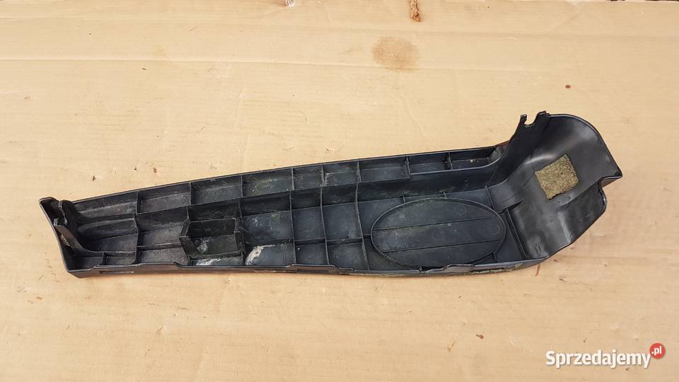 VW GOLF III 3 OSŁONA BAGAŻNIKA MOCOWANIE PÓŁKI Osłony i zaślepki Skarżysko-Kamienna