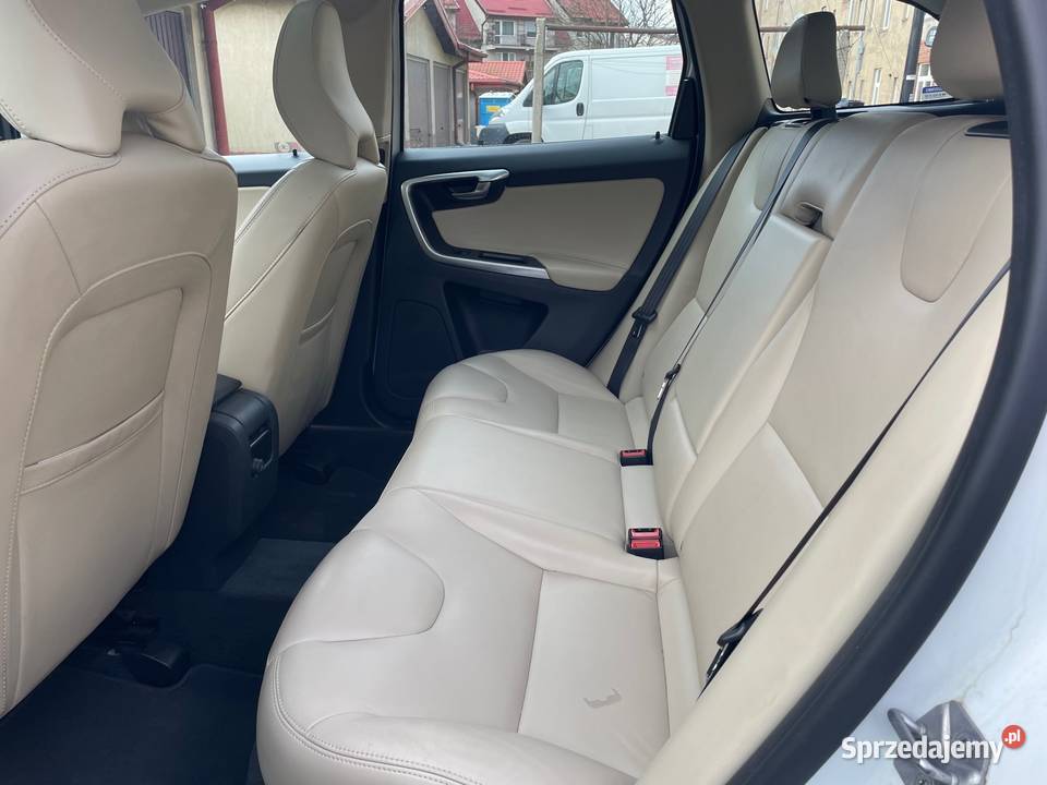 Volvo XC 60 PIERWSZY WŁAŚCICIEL SALON POLSKA szyberdach
