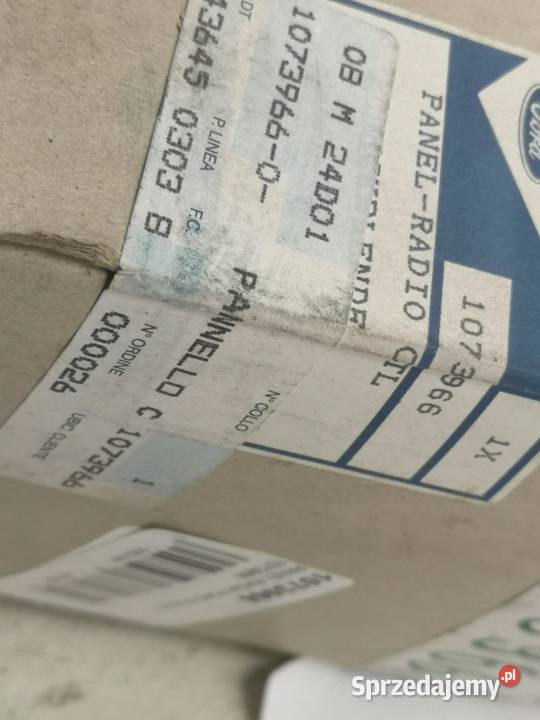 PANEL RADIA FORD FOCUS I 19982004 NOWY