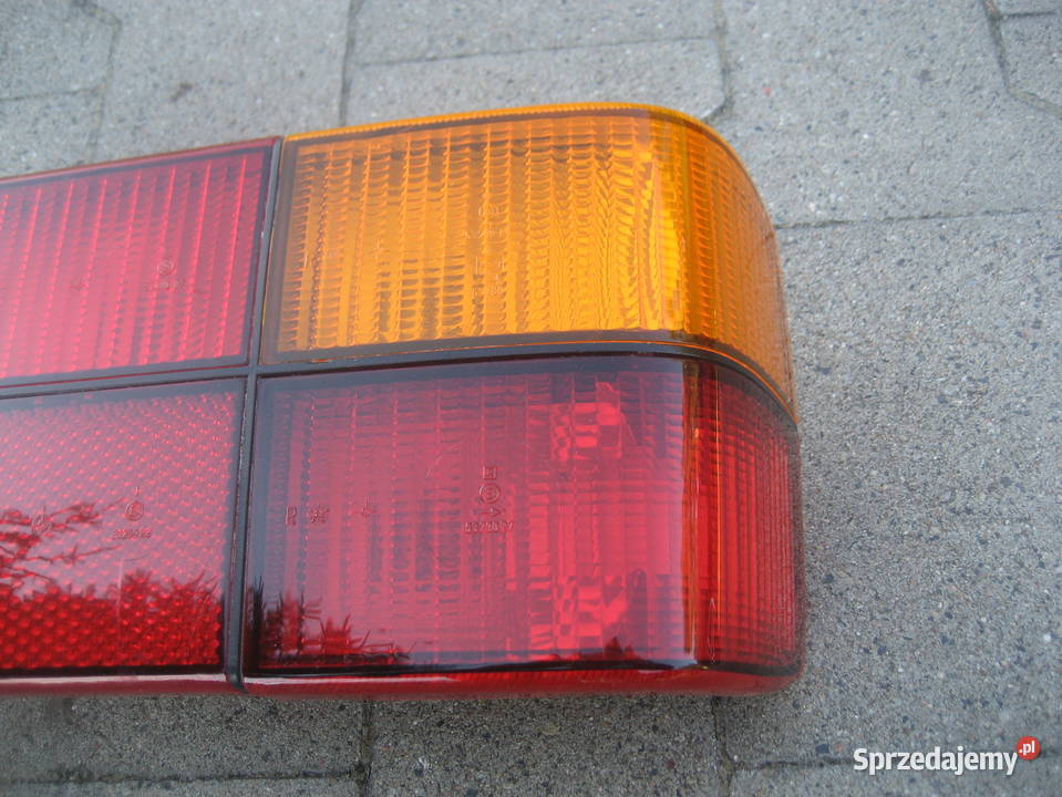 volvo 240 lampa tył prawa hella Rakoniewice sprzedam