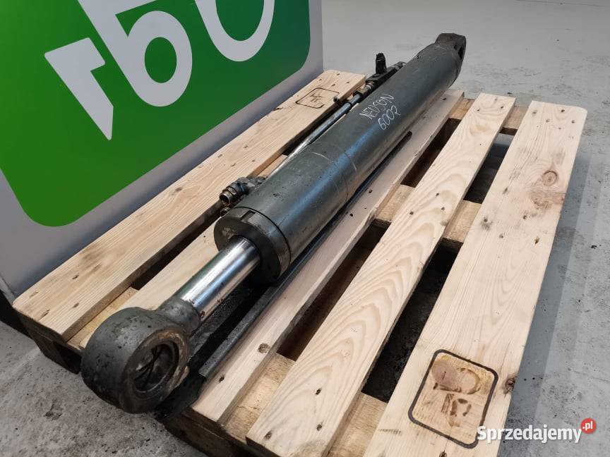 Neuson 6002 Siłownik ramienia głównego Pozostałe wielkopolskie Wilkowo