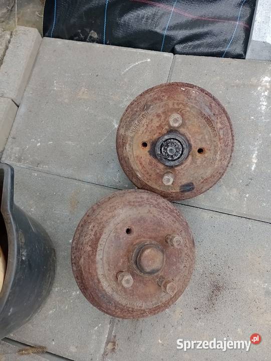 Oś przyczepki Bobrek