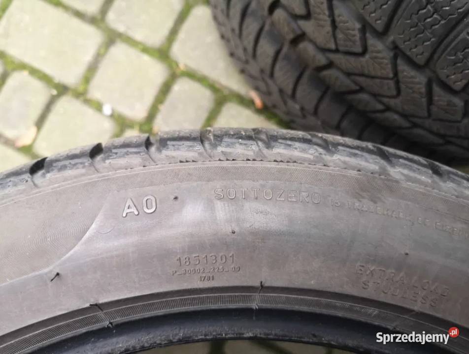 Opony zimowe Pirelli Sottozero 3 225x55x18 18cale Oświęcim