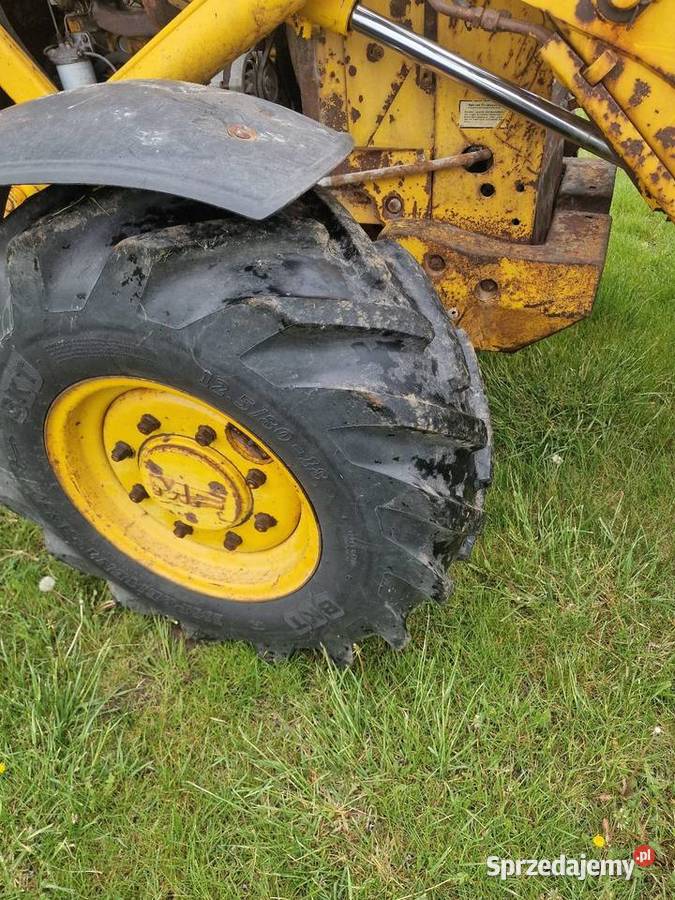 Koparko ładowarka MF 50HX 4x4 Ostrowiec Świętokrzyski