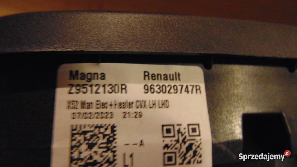 Lusterko lewe Dacia Jogger Sandero Logan OE Białystok