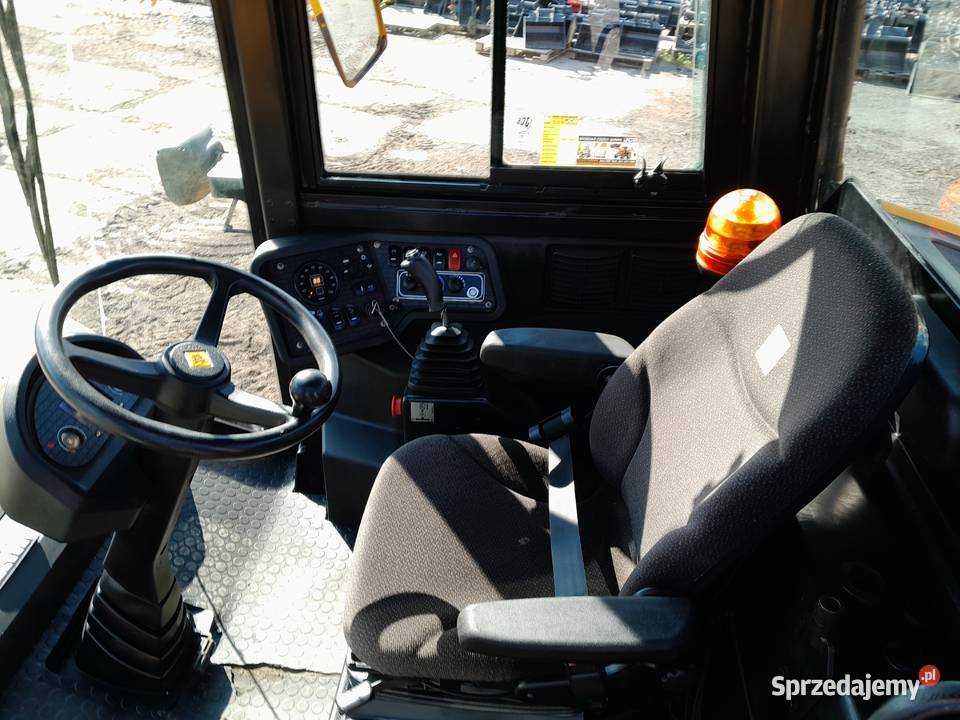 JCB VM137 2015R WALEC BOMAG AMMAN CAT HAMM Walce Krotoszyn