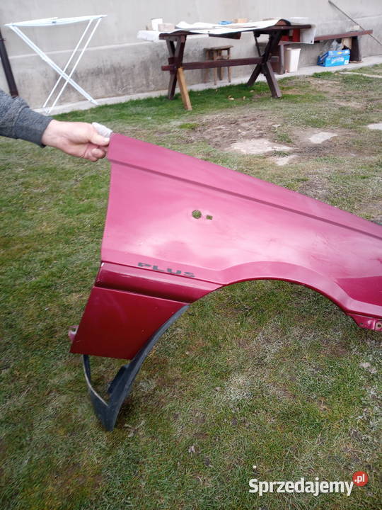 Prawy błotnik przedni polonez atu plus osobowe Karoseria Kujawy