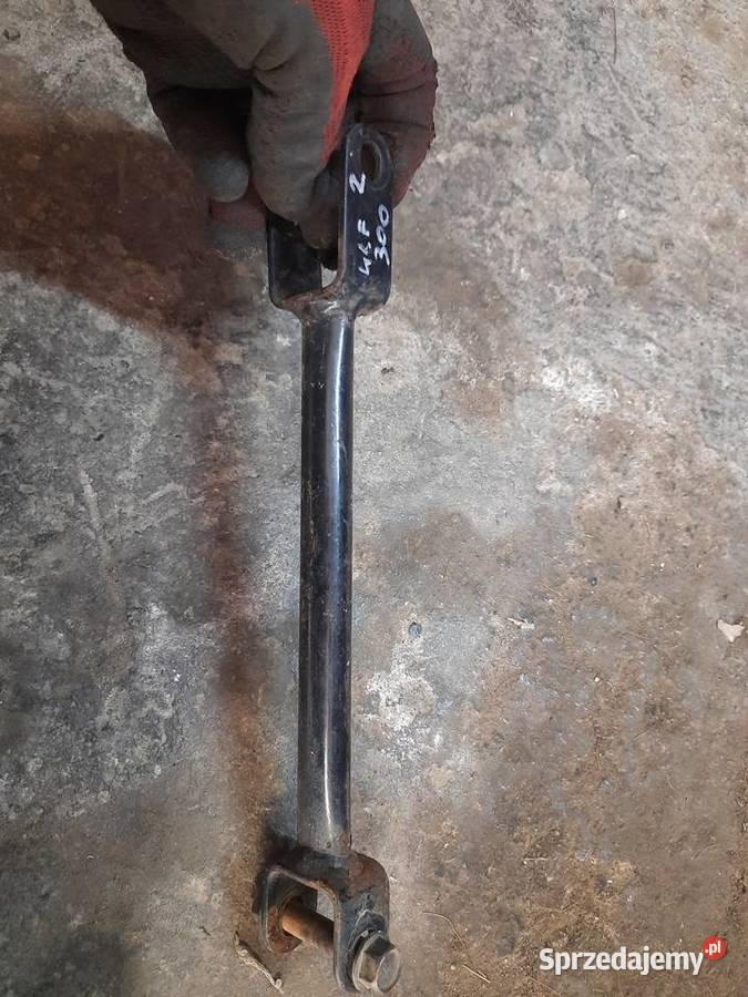 Kawasaki klf 300 wahacz wspornik mocowanie Elementy nadwozia Jelenia Góra