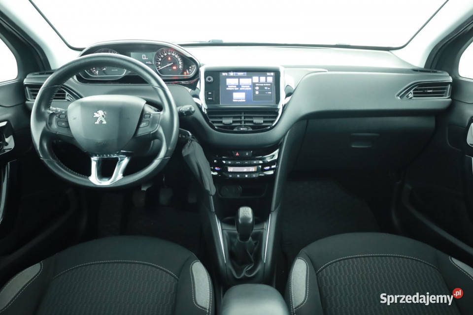 Peugeot 208 12 PureTech 117153km Piaseczno