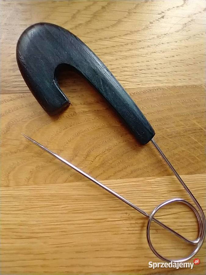 Czarna agrafka broszka drewno rękodzieło Łódź