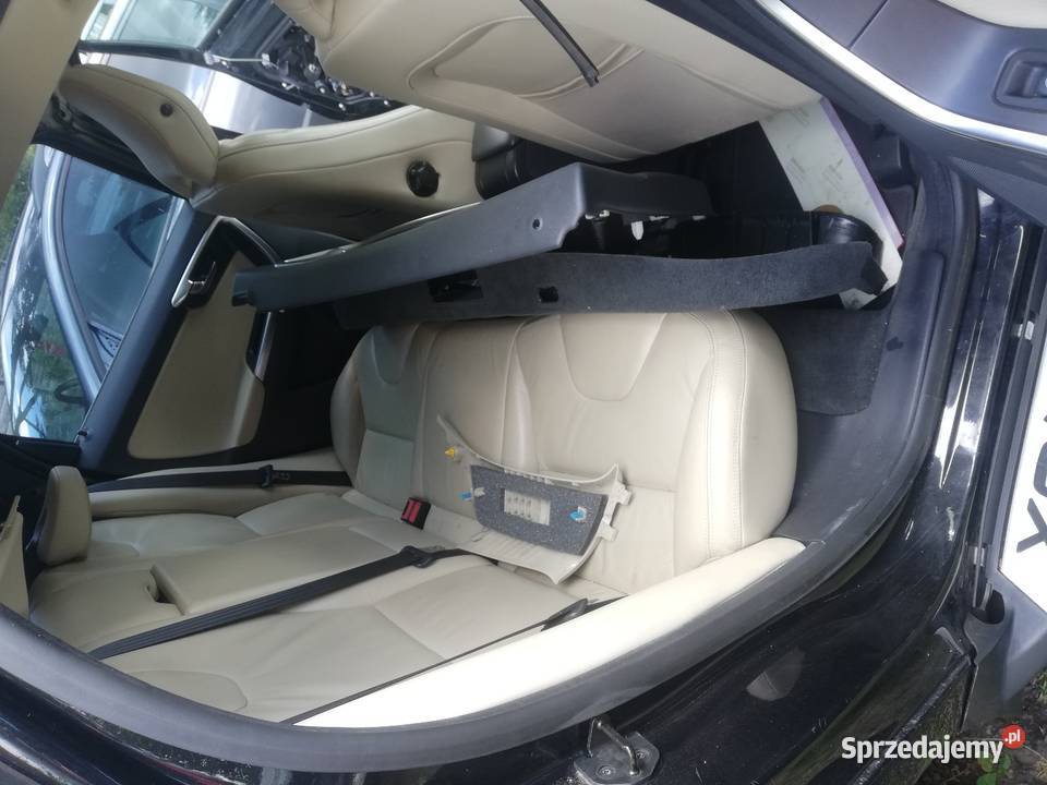 Komplet foteli kanapy plus boczki Volvo XC60 12r Zduńska Wola sprzedam