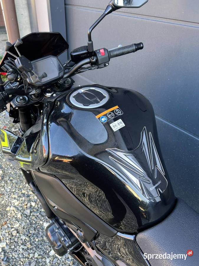 Kawasaki z900 2024 125 Rok produkcji 2024