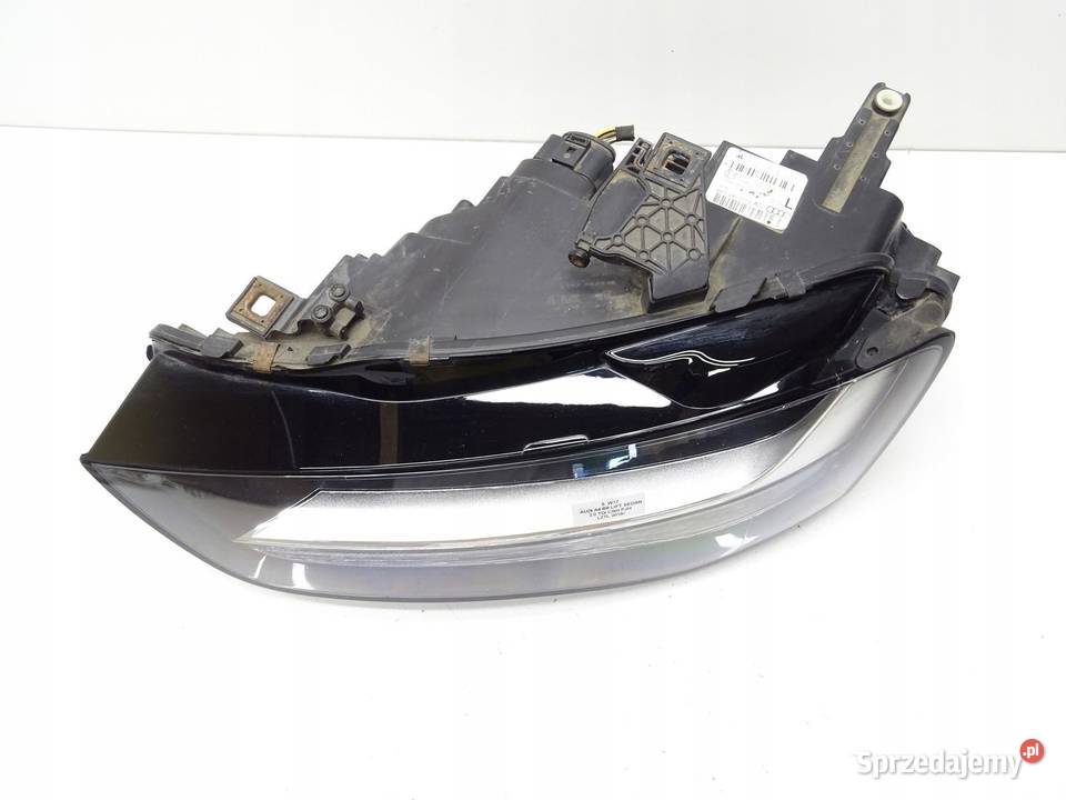 LAMPA REFLEKTOR LEWA LEWY PRZÓD PRZEDNIA AUDI A4