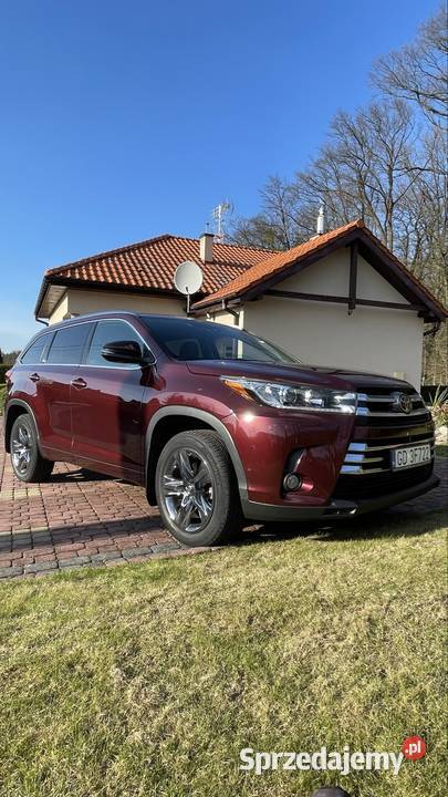 Piękna Toyota Highlander Limited pomorskie