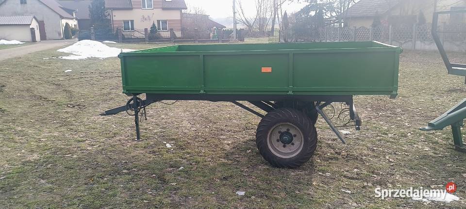 Przyczepa wywrotka nieuszkodzony Przyczepy rolnicze Chechnówka