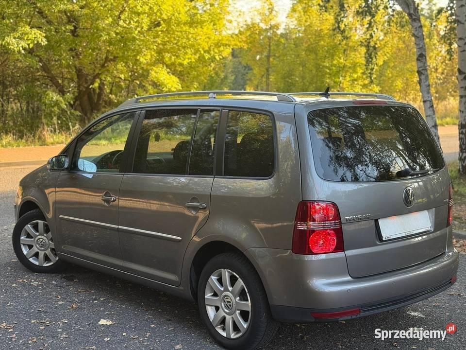 Volkswagen Touran14T7OsóbLiftAluZadbanyZamiana śląskie Częstochowa sprzedam