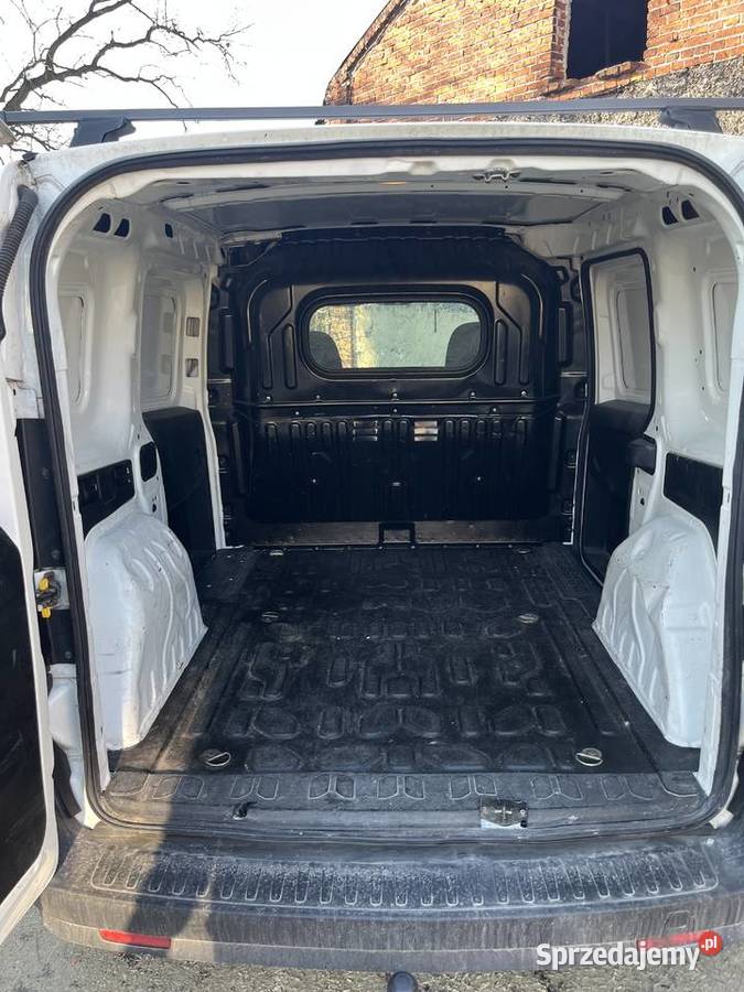 Fiat Doblo II 13 90 niski przebieg manualna Motoryzacja Radomsko