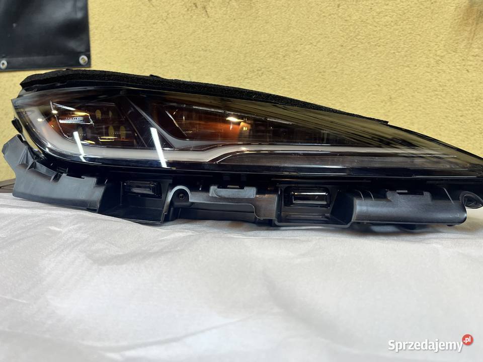 LAMPA PRAWA PRZÓD TESLA MODEL 3 HIGHLAND EUROPA Luboń sprzedam