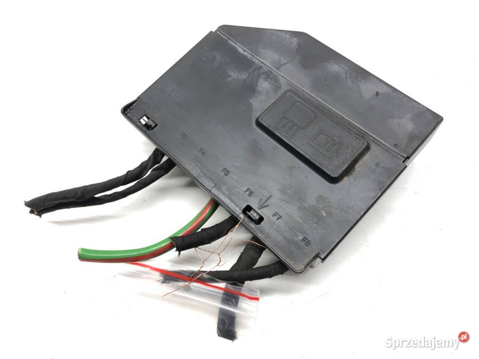 SKRZYNKA BEZPIECZNIKÓW FORD MONDEO MK5 Hatchback