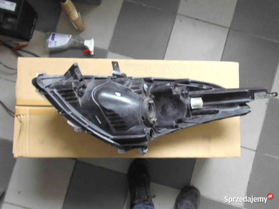 prawy oryginalny reflektor suzuki swift mk7 2010 małopolskie Bochnia