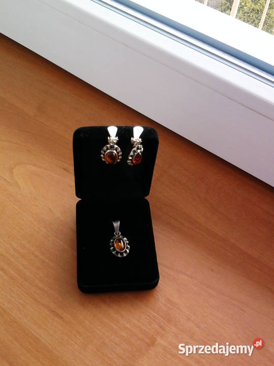 Srebrne klipsy z bursztynem i wisiorek antyk