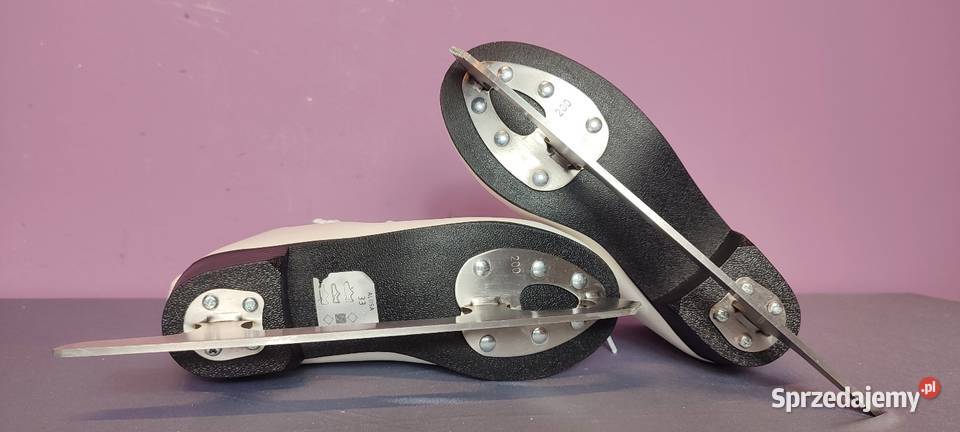 Ocieplane łyżwy figurowe rozmiar 33 wkładka 213 Jasień