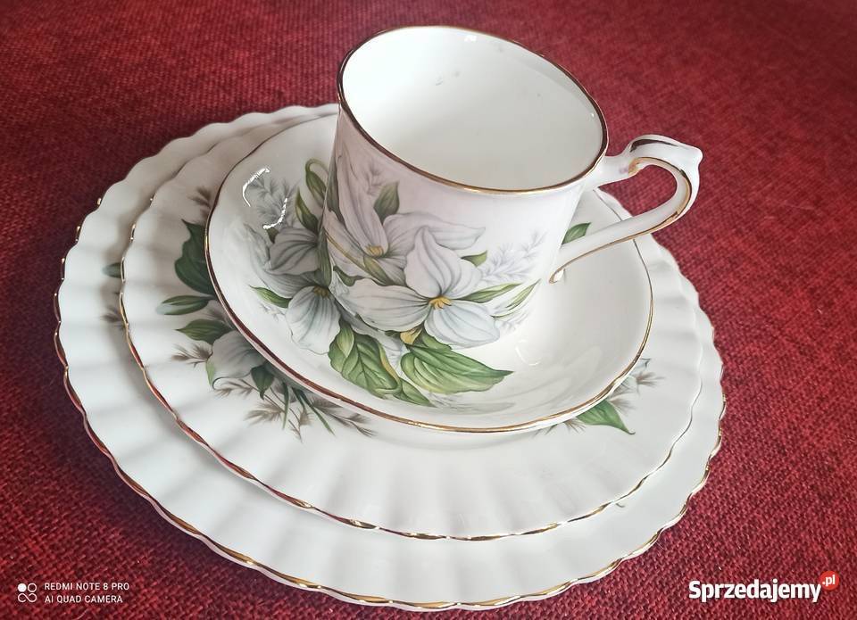 Talerzyk deserowy Royal Albert Trillium England Gdańsk