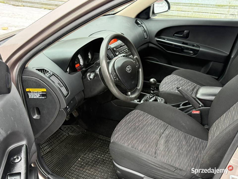 Kia Ceed 16 Crdi 2009 diesel Kielce sprzedam