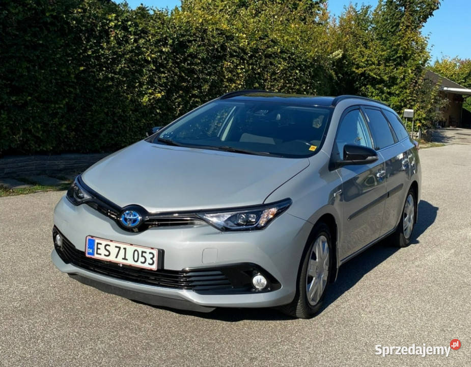 Toyota Auris II 2012 Motoryzacja Sadlno