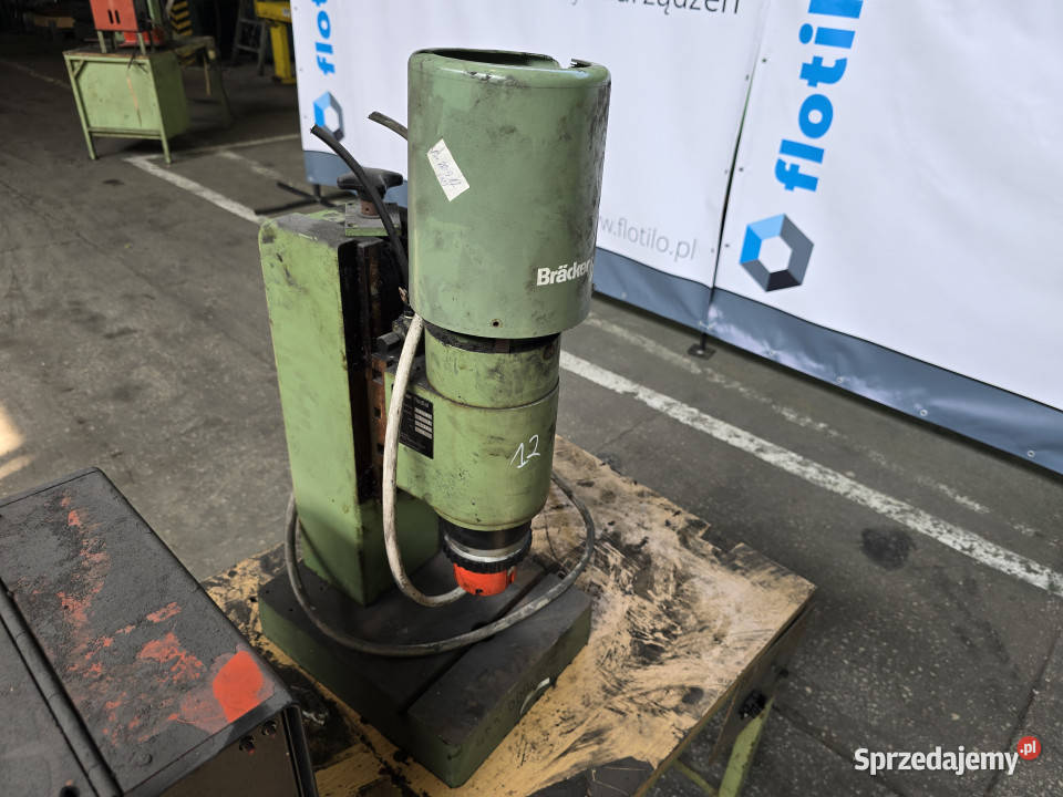 Nitownica radialna BRCKER RN 180 nity 810 mm 12 Biskupice