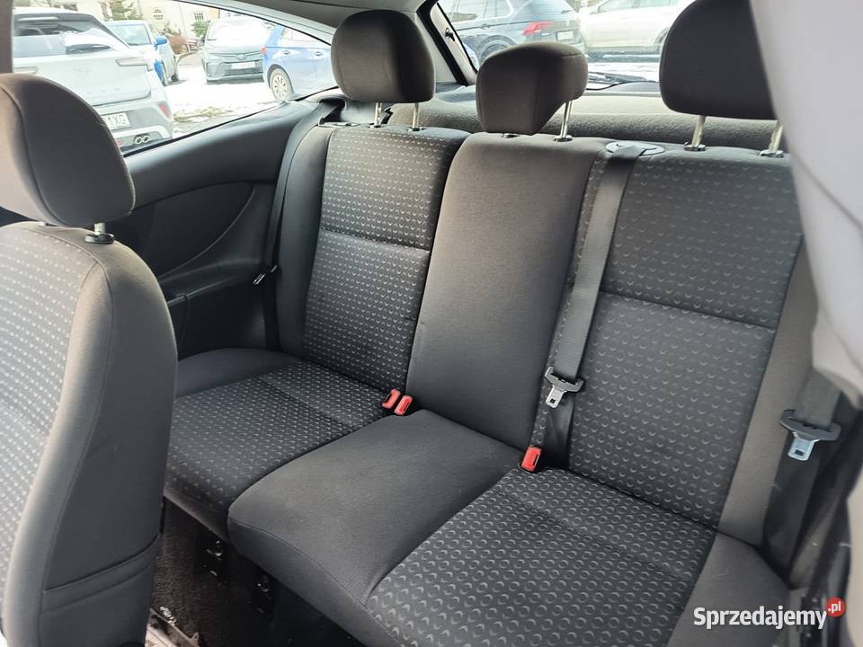 Ford Focus 16 benzyna 2004r Rok produkcji 2004 śląskie Katowice sprzedam