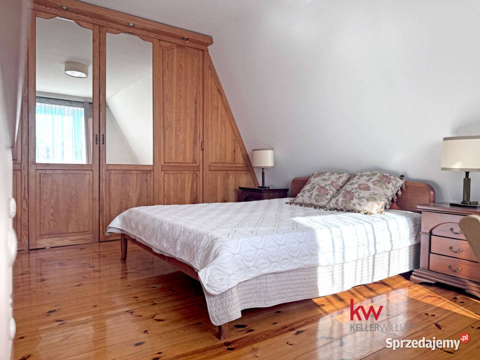 sprzedaży domu wolnostojącego 280m2 Janów śląskie
