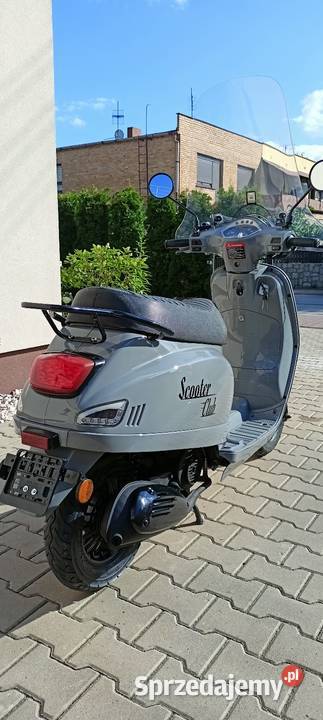 Skuter retro AGM 2018r 503