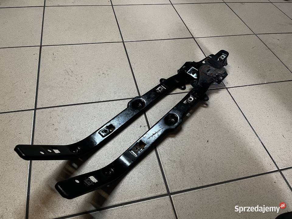 Stelaż Podestu Set Piaggio X8 XEVO 400 sprzedam
