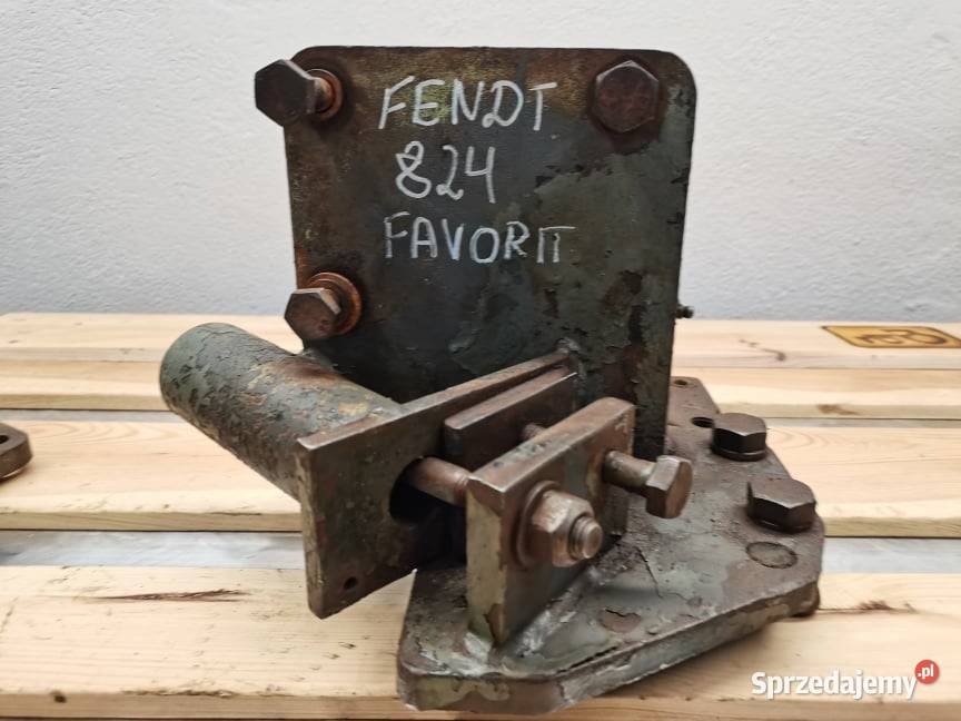 Fendt 824 Favorit Stelaż błotnika Wilkowo
