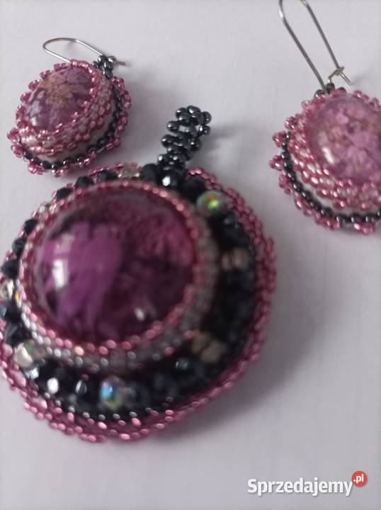 Kolczykiwisiorżywica lekkie beading sprzedam