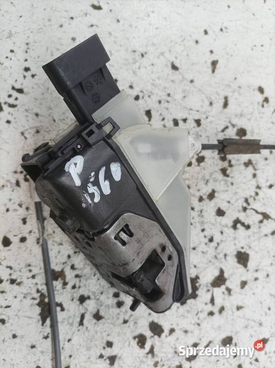 ZAMEK DRZWI PRAWY PRZÓD PSA084140 Peugeot Expert